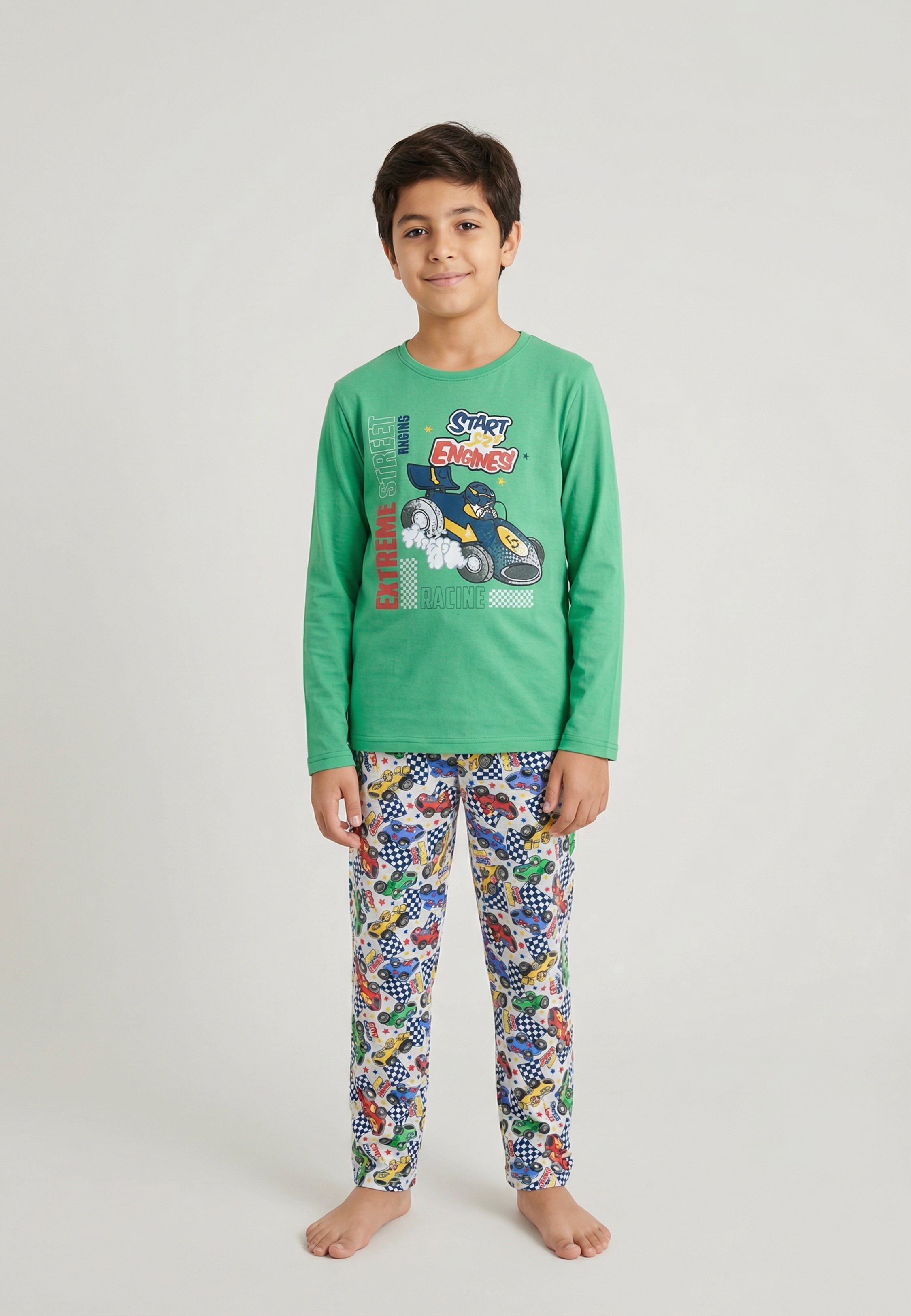 Pyjama garçon vert Start Racing en coton, ensemble 2 pièces manches longues avec pantalon imprimé voitures colorées