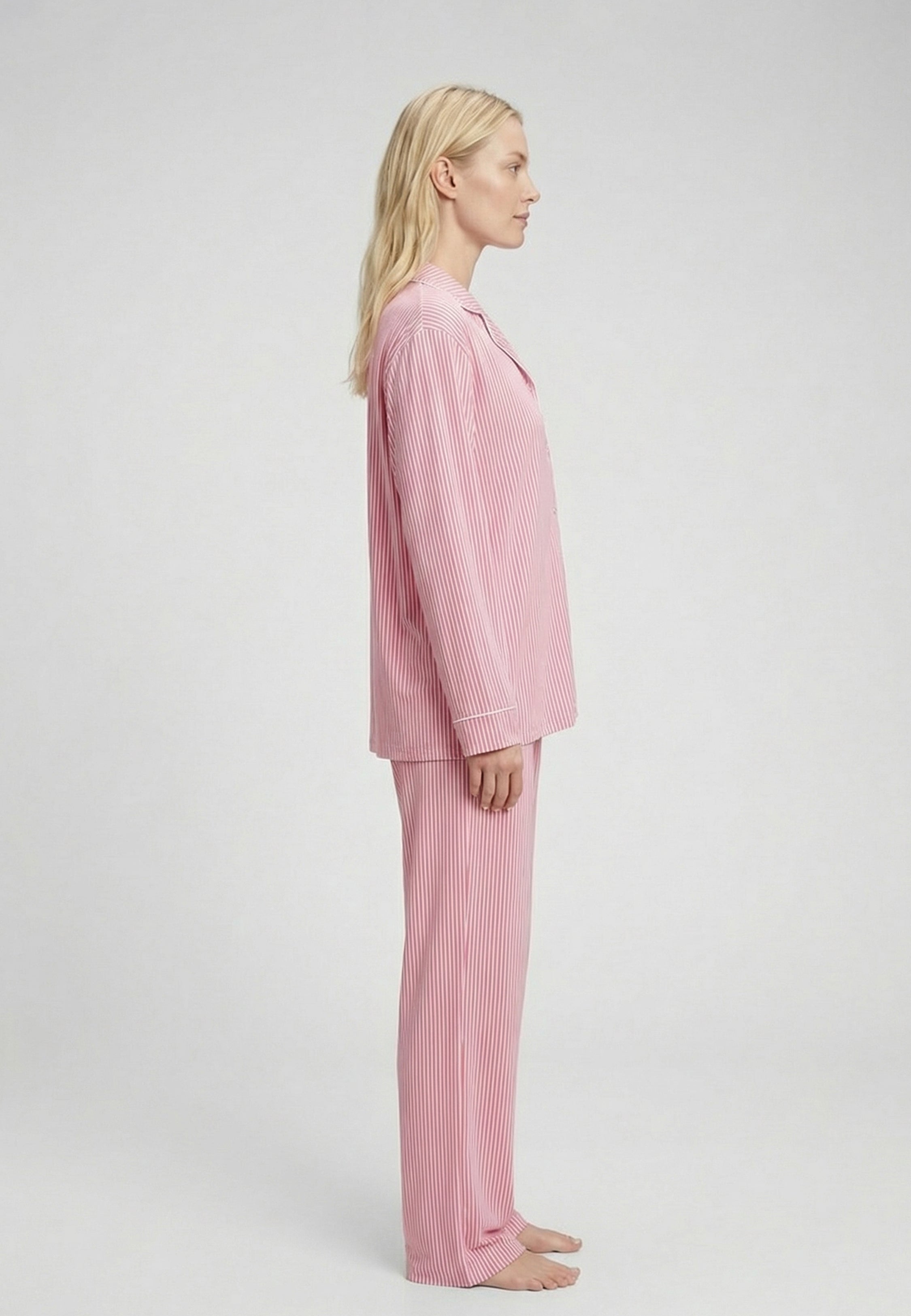 Pyjama femme rayé rose – Ensemble chemise et pantalon