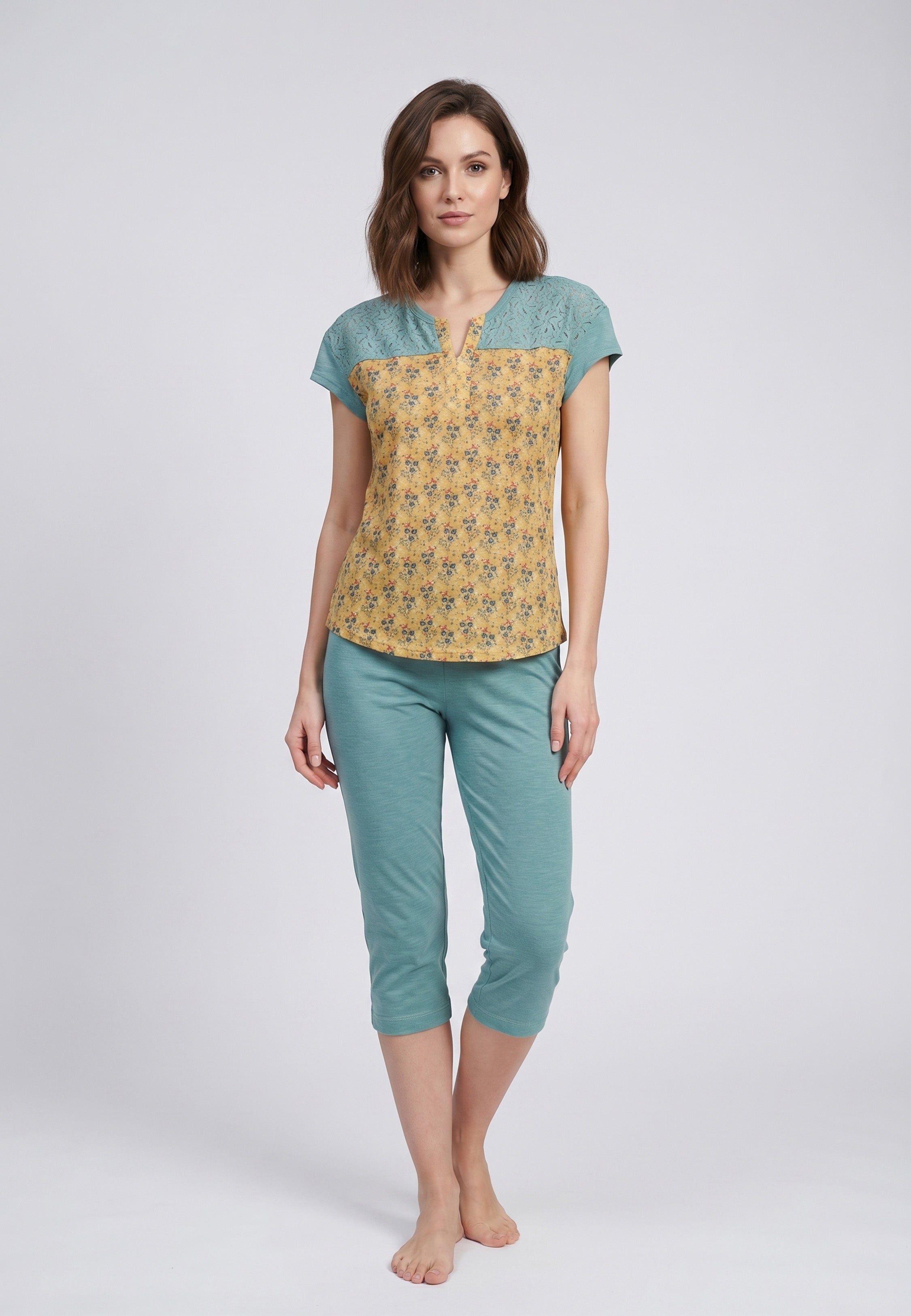Ensemble Pyjama Femme Manches Courtes Imprimé Fleuri Dentelle et Pantalon Capri