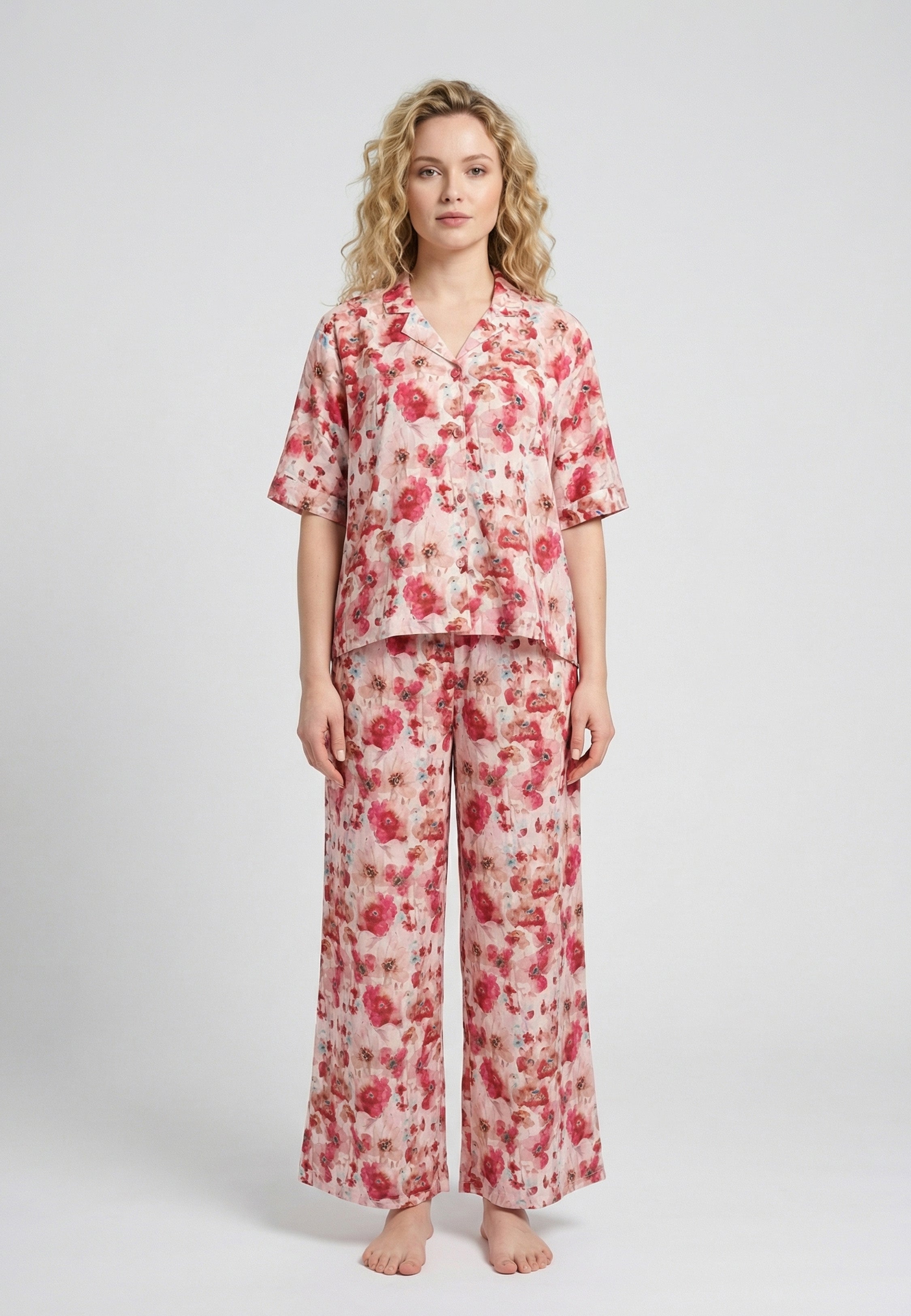 Ensemble pyjama femme deux pièces à imprimé floral, haut col chemise et pantalon large