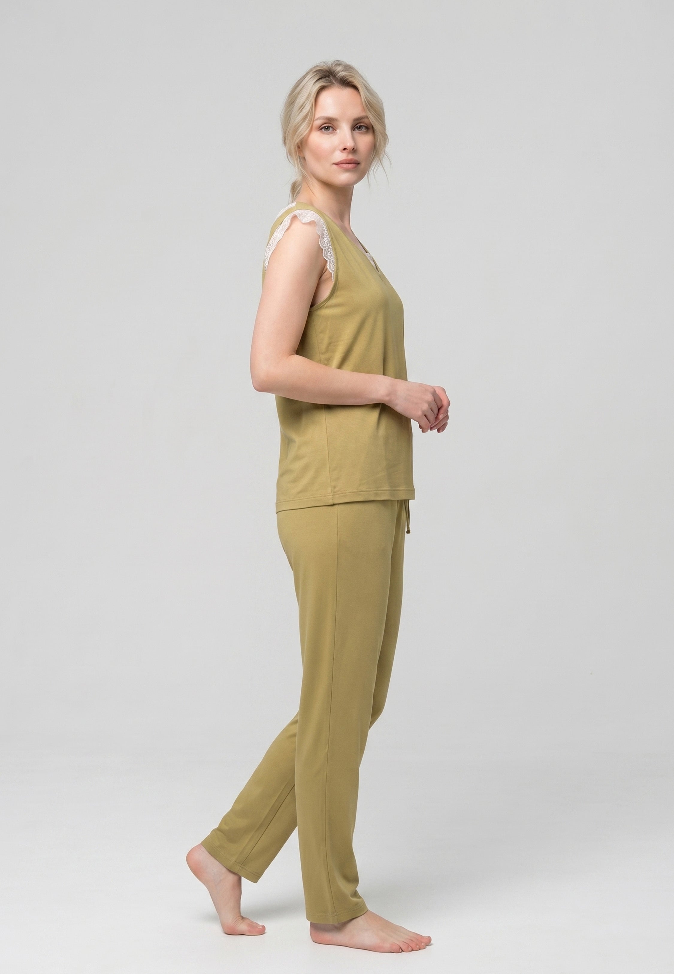 Pyjama Uni Détails Dentelle & Pantalon
