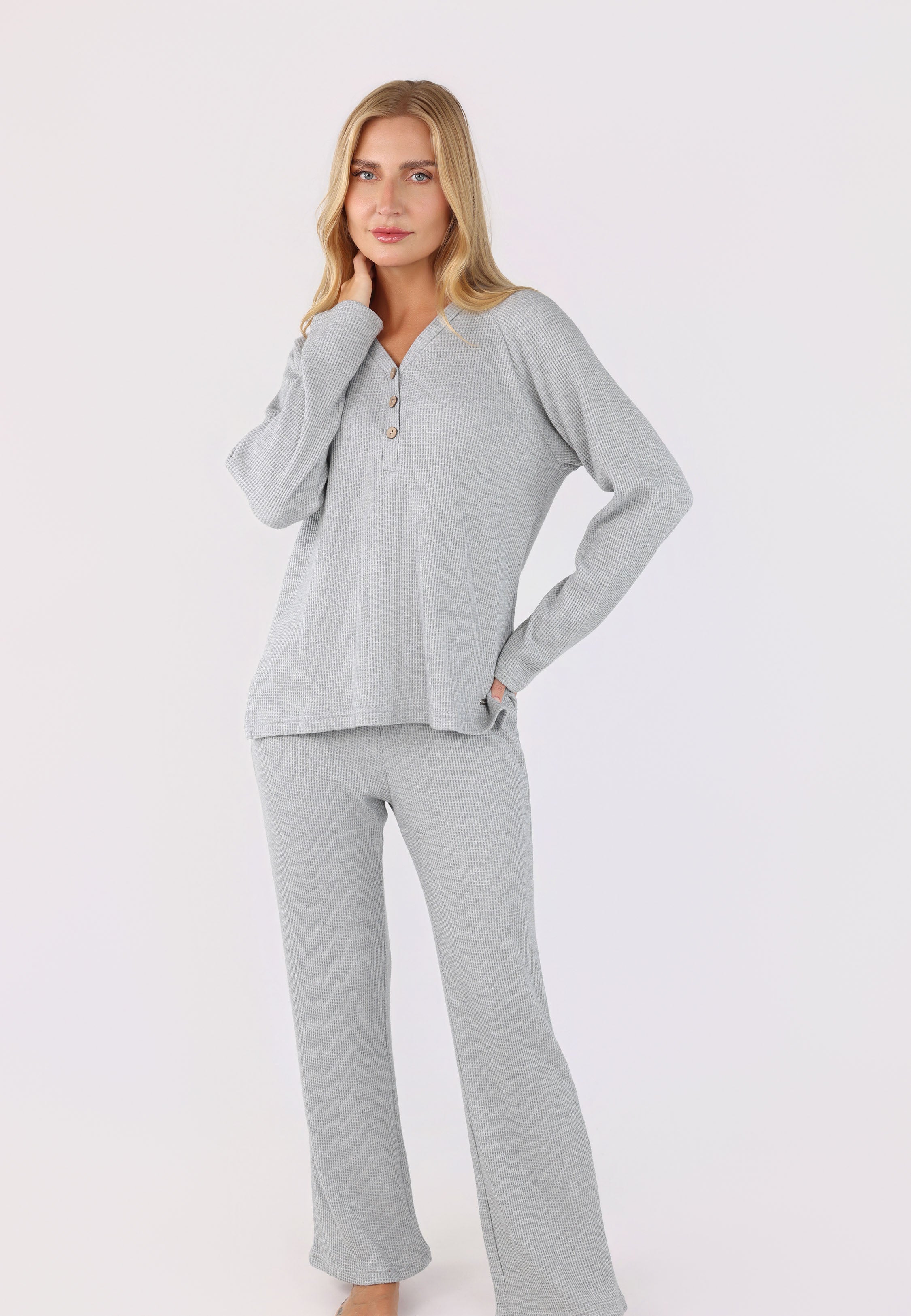 Ensemble pyjama à col V et boutons | Collection Waffle