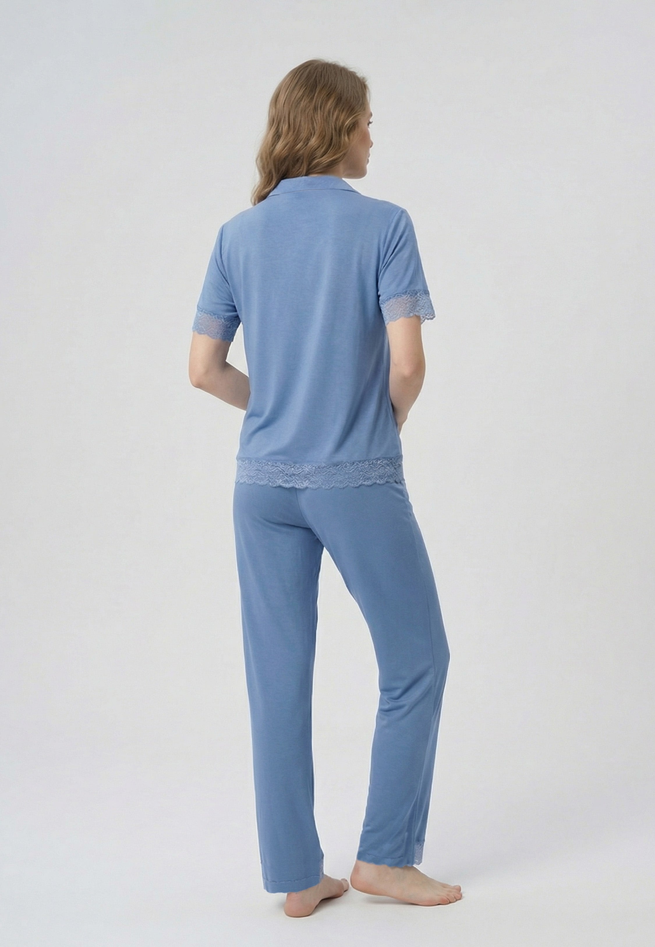 Ensemble Pyjama Bleu à Dentelle