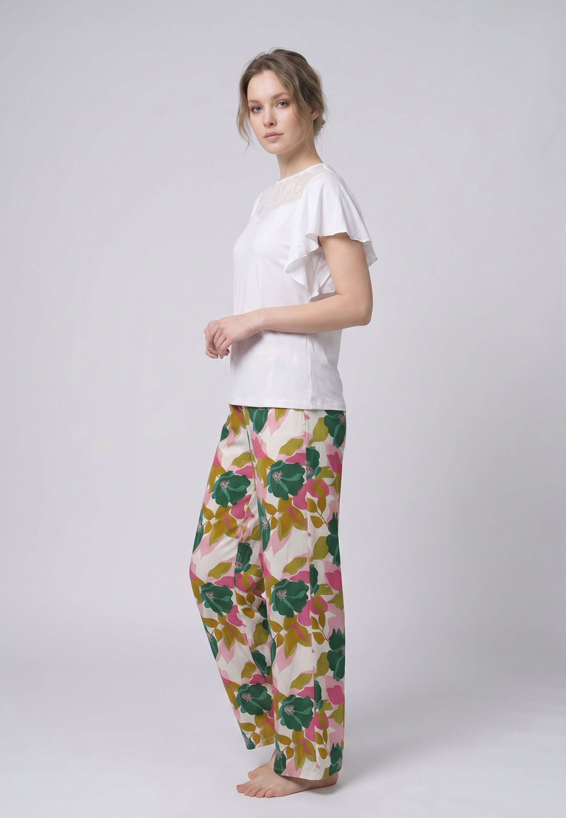 Pyjama T-Shirt Manches Volantées Dentelle & Pantalon Fleuri