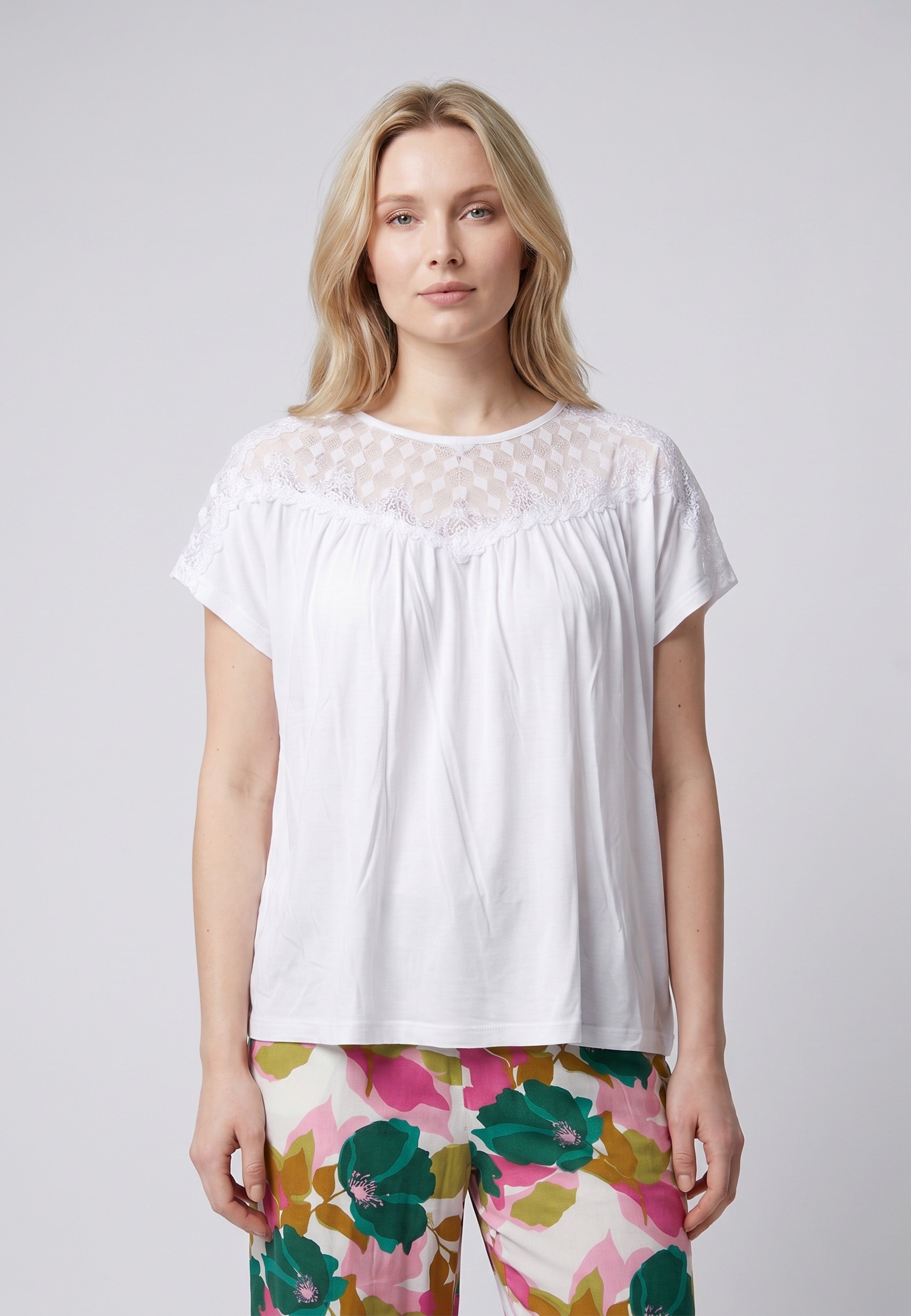 Pyjama T-Shirt Empiècement Dentelle & Pantalon Fleuri