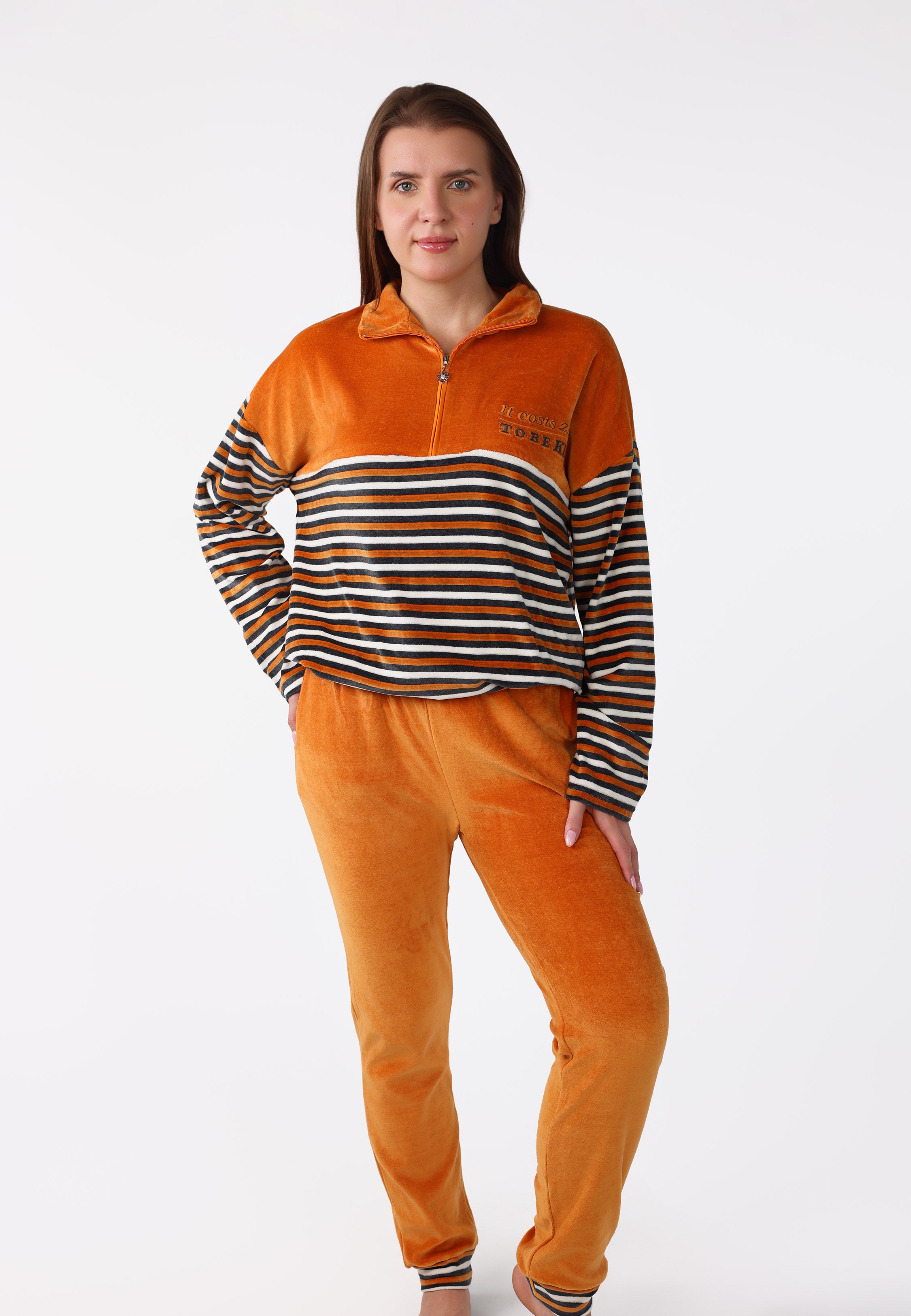 Ensemble en velours zippé caramel | Collection La Douceur d’Hiver